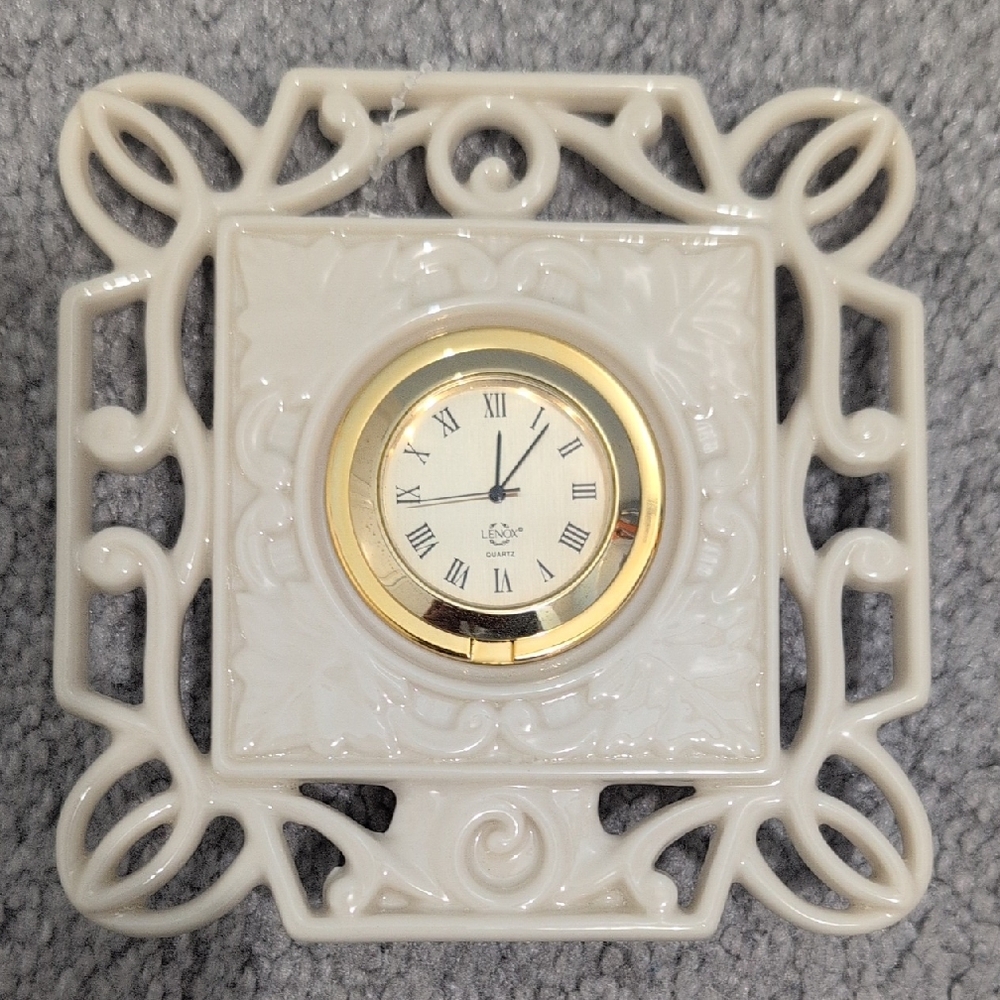 Lenox Timely Traditions Square Pierced Desk Clock~Beautiful 2 Sides